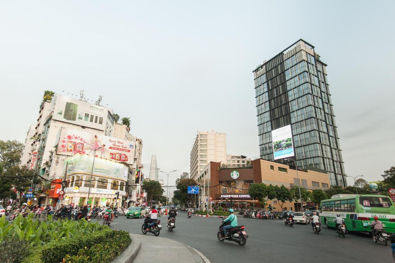 Central Studios At Ben Thanh Market By Circadian Хошимин Экстерьер фото